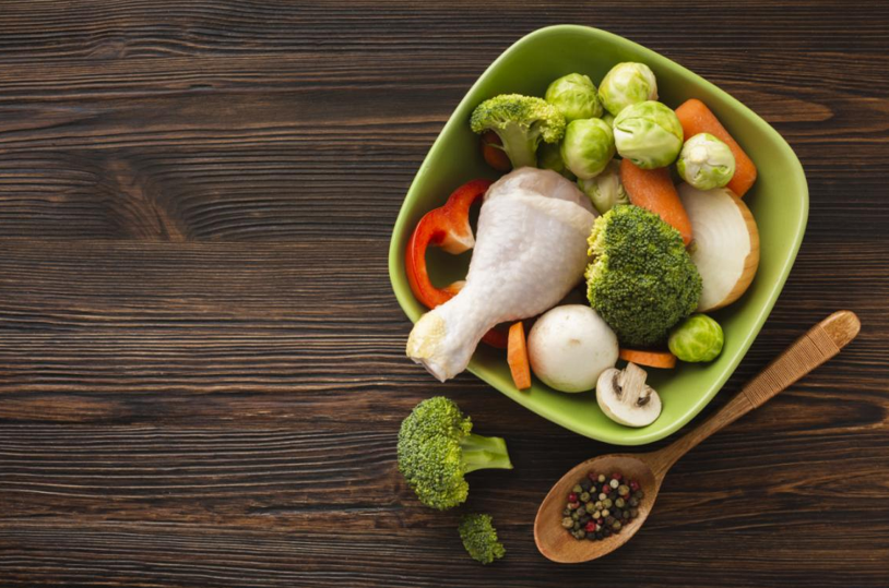 How a PCOS Nutritionist Can Help Manage Your Symptoms