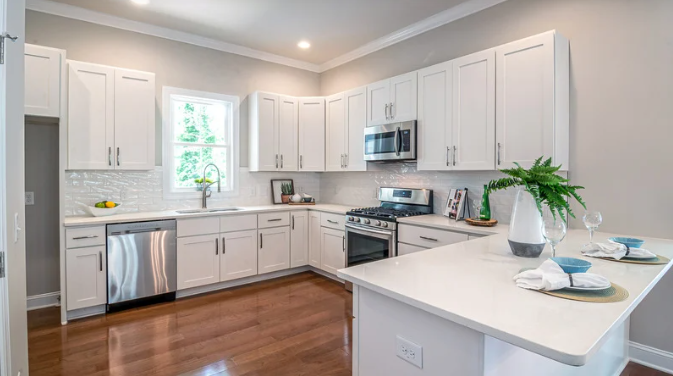 Designing a Family-Friendly Kitchen with Functionality and Style